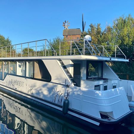 Lieblingsplatz Parey - Schwimmendes Hausboot Ξενοδοχείο Εξωτερικό φωτογραφία